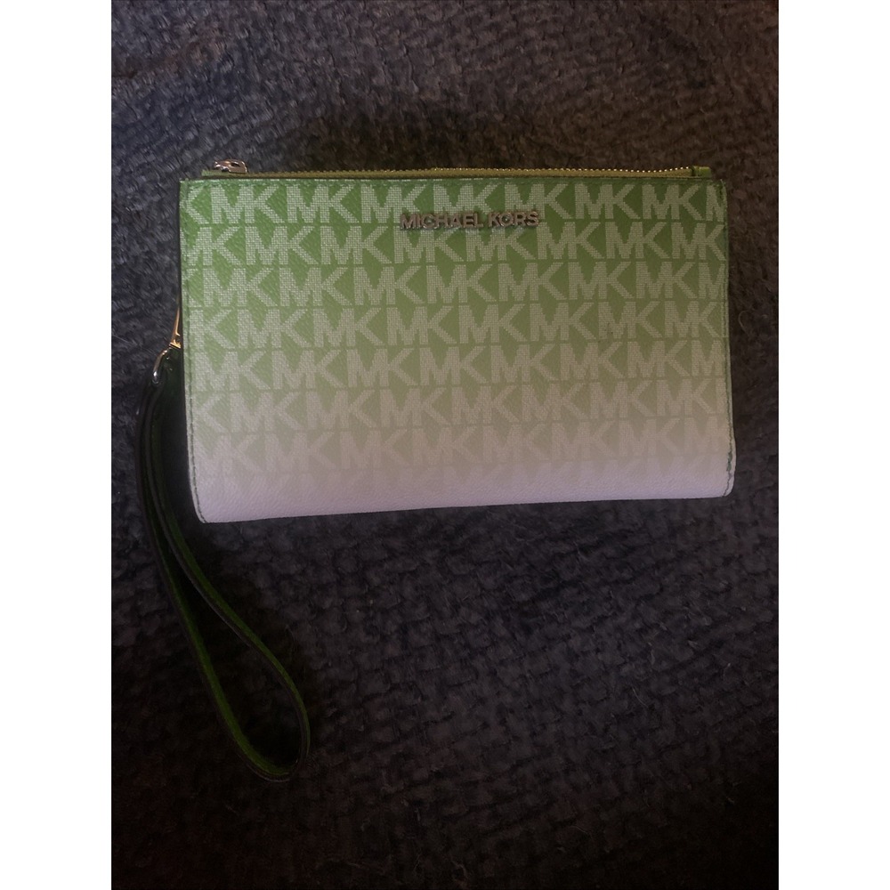 Michael Kors Jet Set Double-Zip, Wristlet Jungle Green Wallet 35R5STVW3V